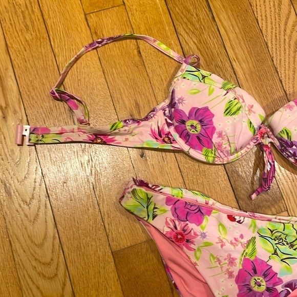 Victoria’s Secret Bikini Bathing Suit Pink Floral Two Piece - XS - Picture 3 of 5